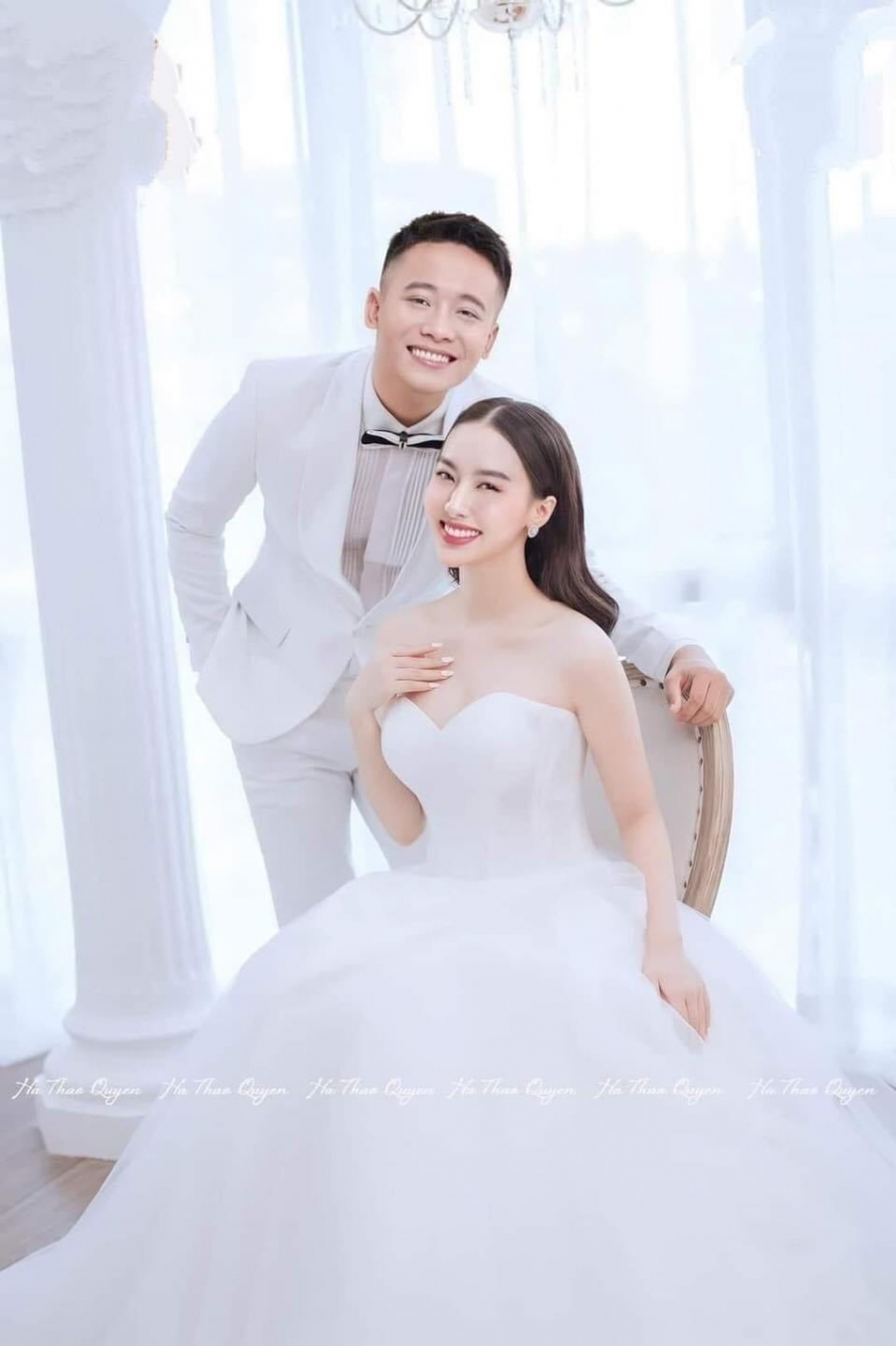 Lan truyền ảnh cưới của Hoa hậu Thùy Tiên và Quang Vinh Vlogs - Ảnh 2