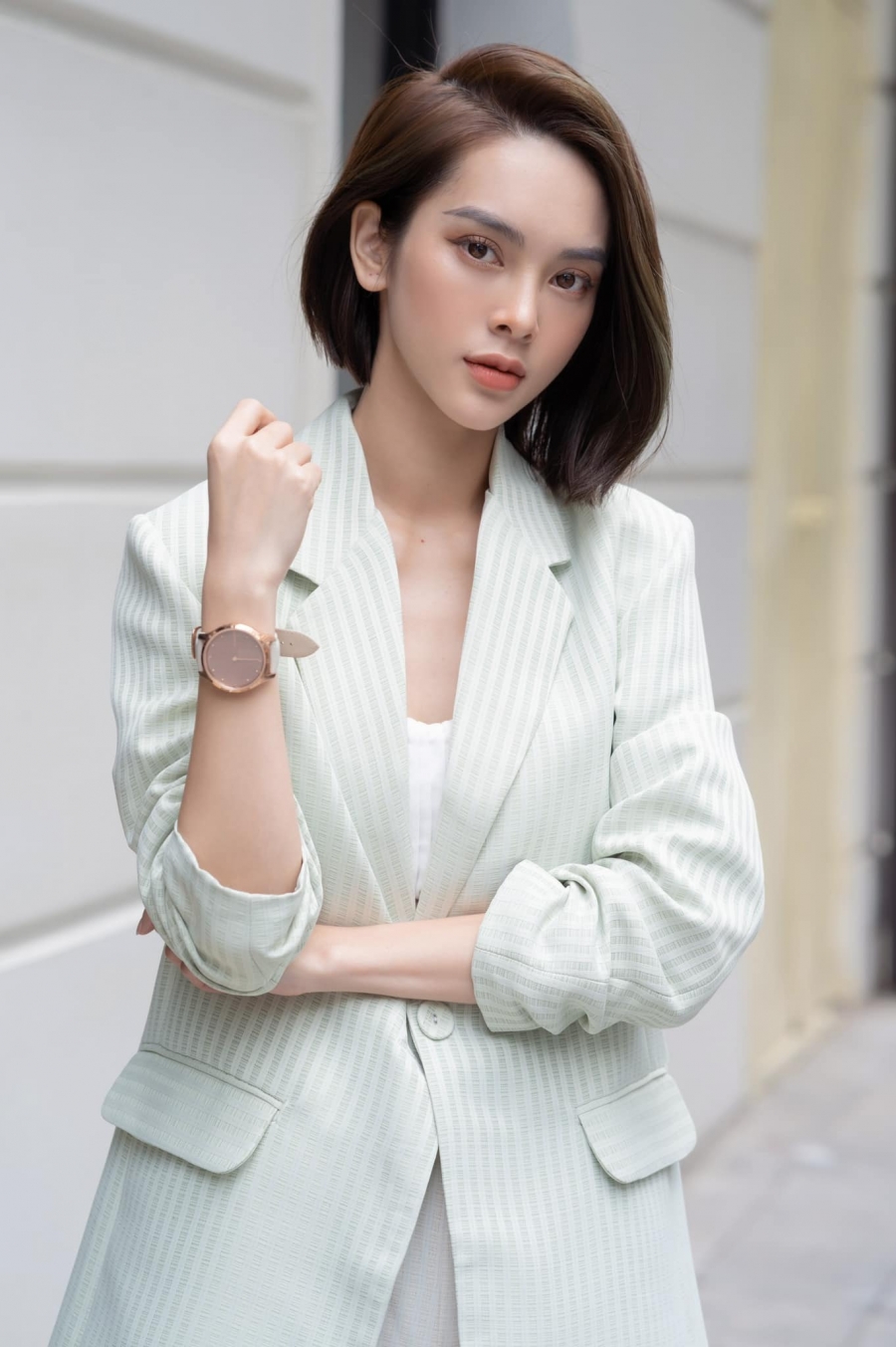 Vẻ đẹp cuốn hút, cá tính của Quỳnh Lương cũng giúp cô nhận về nhiều lời khen ngợi từ khán giả.