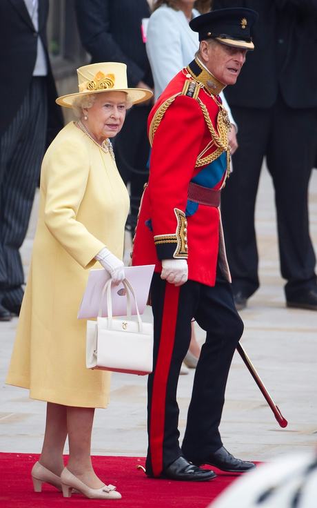 Di sản thời trang của Nữ hoàng Anh Elizabeth II - Ảnh 9