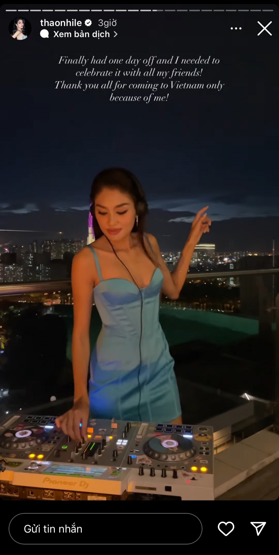 Thảo Nhi Lê trổ tài đánh DJ siêu cuốn