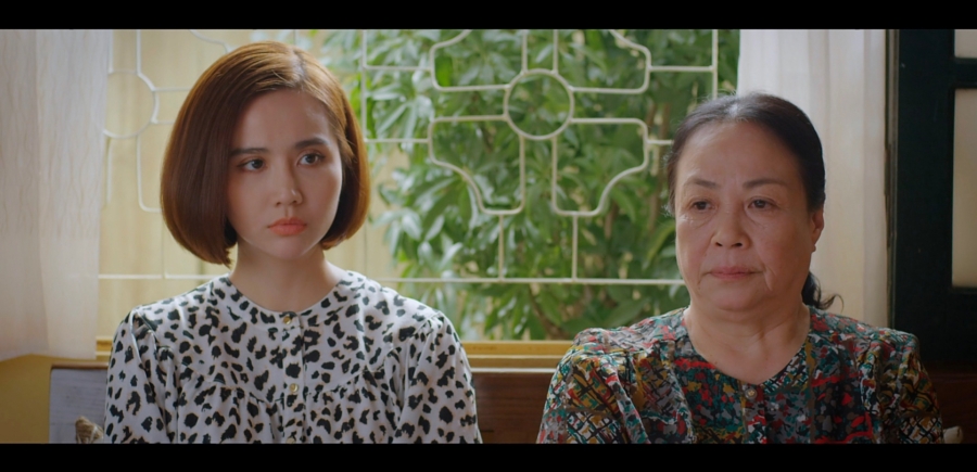 'Thương ngày nắng về' tập 30: Bà Nhung bắt gặp Duy hôn Vân Trang - Ảnh 1
