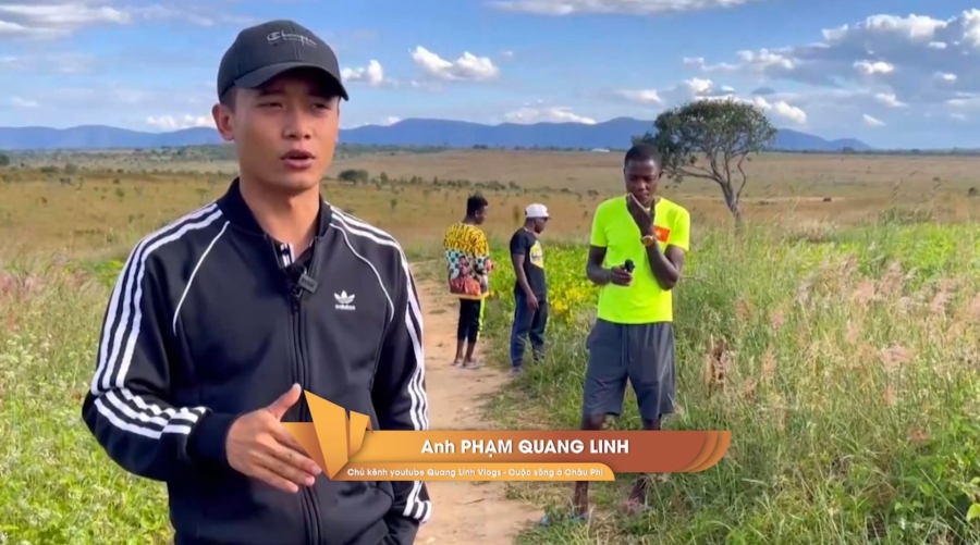 Mới đây, Quang Linh và team Châu Phi cũng xuất hiện trên chương trình Việc Tử Tế của VTV1.