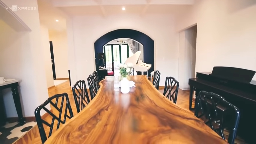 Các khu vực trong nhà liên thông với nhau tạo cảm giác rộng rãi hơn