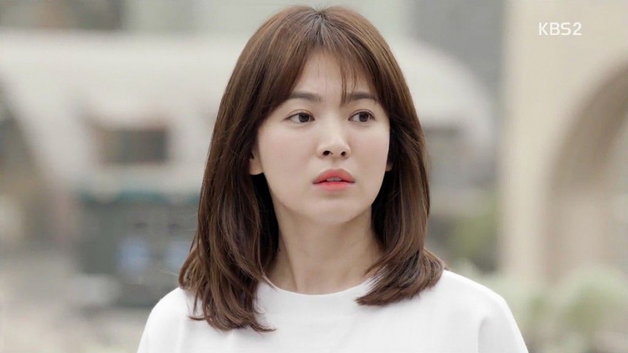4 kiểu tóc mái đẹp xuất sắc của Song Hye Kyo, chị em U30 tha hồ học hỏi - Ảnh 10