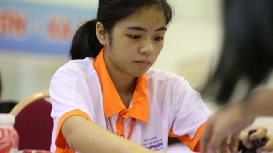 Nữ sinh Hà Nội lập kỷ lục đỗ cùng lúc 3 trường chuyên nổi tiếng - Ảnh 1