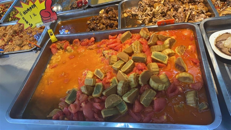 Món bánh trung thu sốt cà chua bất ngờ gây sốt tại trường đại học ở An Huy.