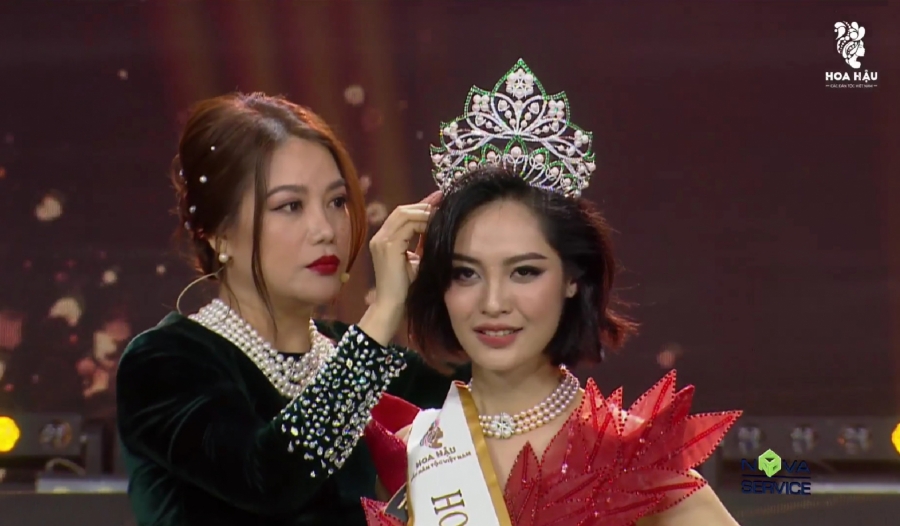  Ngắm nhan sắc người đẹp Tày đăng quang Hoa hậu các Dân tộc Việt Nam 2022 - Ảnh 1