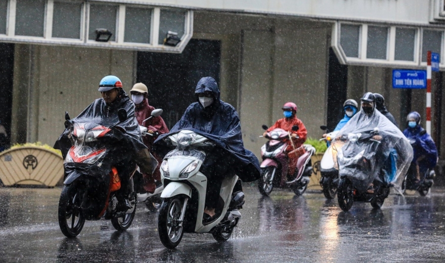 Dự báo thời tiết: Bão số 1 giật cấp 14 hướng về Quảng Ninh, Bắc Bộ mưa to từ chiều 2/7 - Ảnh 2
