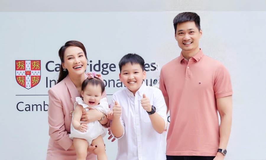Bảo Thanh tạm ngưng sự nghiệp nghệ thuật, dành thời gian chăm sóc gia đình khi sinh con thứ hai.