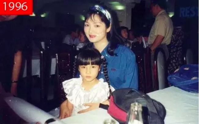 Bức ảnh Diễm My 9x chụp với nghệ sĩ Thương Tín khi còn là cô bé mẫu giáo  - Ảnh 6