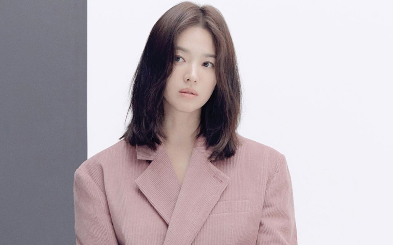6 kiểu tóc đẹp 'vô đối' của Song Hye Kyo: Lời gợi ý tuyệt vời để nàng 30+ trẻ hóa diện mạo - Ảnh 8