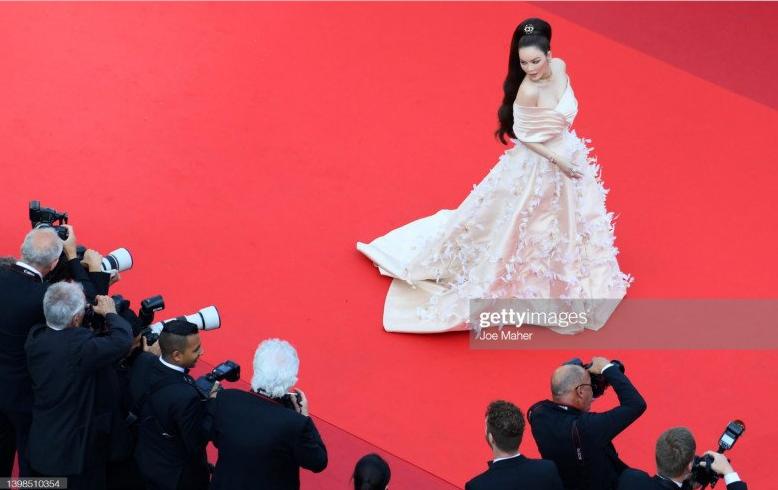 1 trong 4 thiết kế được Lý Nhã Kỳ mang đến Cannes 2022 cũng là kiểu váy công chúa lộng lẫy. (Ảnh: Gettyimages)