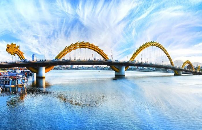 Cầu Rồng (Đà Nẵng, Việt Nam)