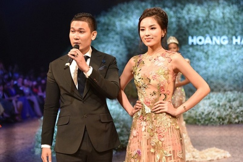 Giữa năm 2016, Hoa hậu Việt Nam 2014 bất ngờ công khai hẹn hò với một anh chàng tên Tạ Công Sơn - Giám đốc doanh nghiệp xuất khẩu hạt điều.
