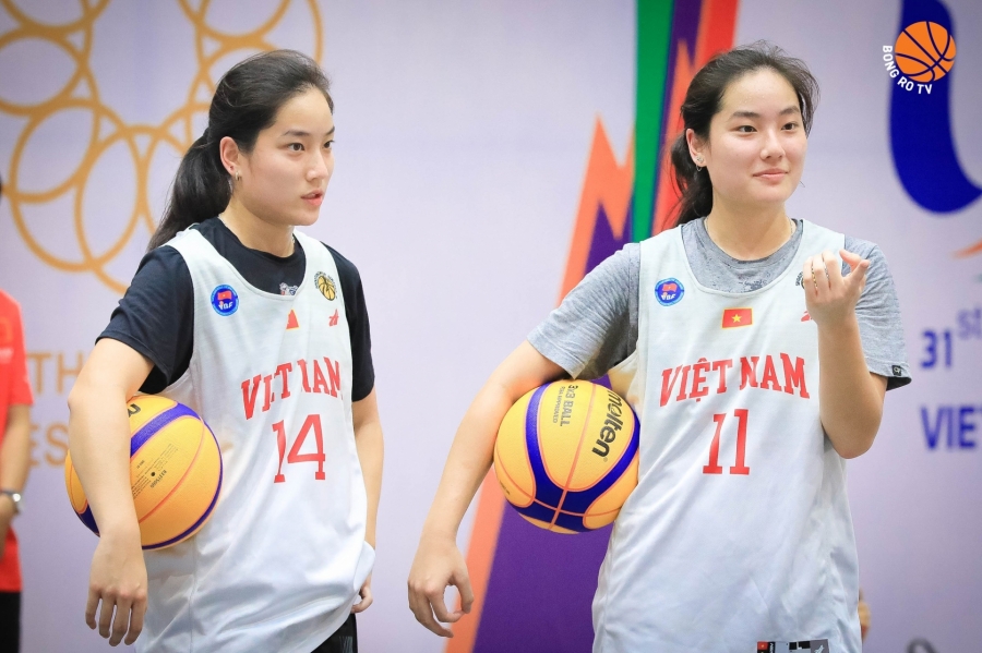 Cặp song sinh Việt Kiều Thảo My và Thảo Vy: Luồng gió mới của bóng rổ Việt tại SEA Games 31 - Ảnh 2