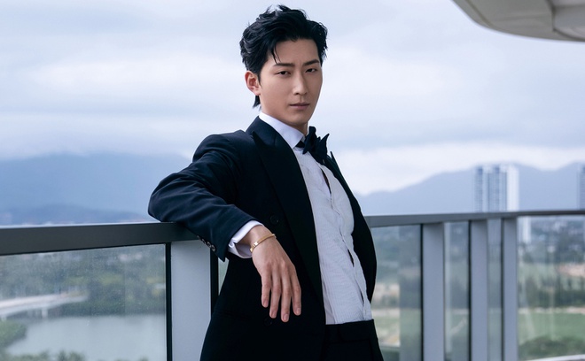 Đậu Kiêu là một nam diễn viên điển trai, tài năng của làng giải trí Hoa ngữ.
