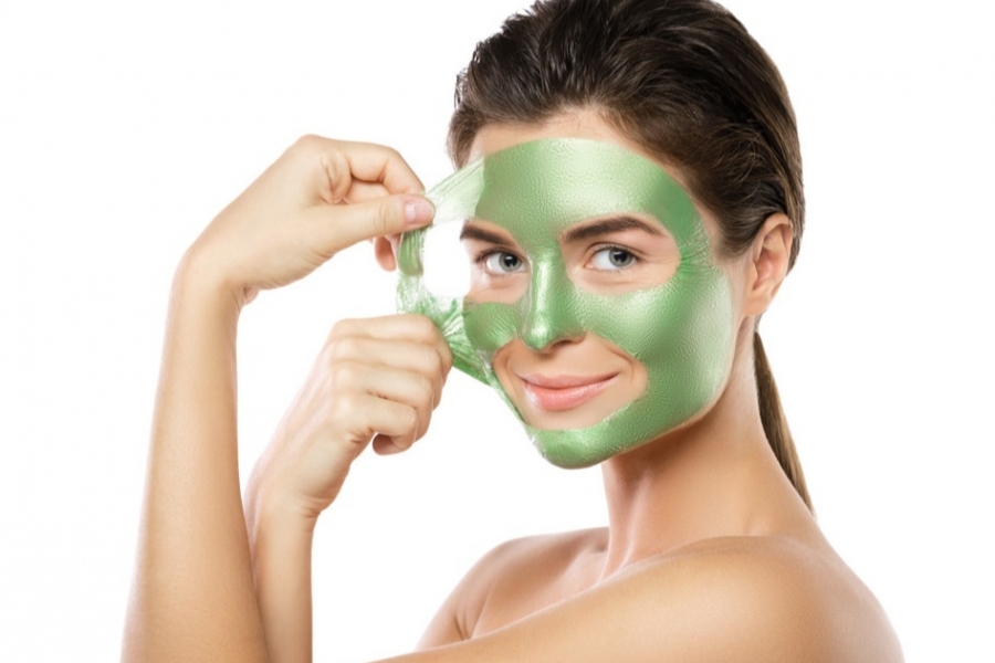 Mặt nạ thải độc là sản phẩm chăm sóc da không thể thiếu đối với các phái đẹp
