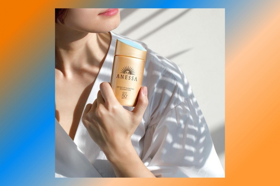 Kem chống nắng dạng sữa dưỡng da bảo vệ hoàn hảo Anessa Perfect UV Skincare Milk bảo vệ da nhưng vẫn giúp da được 'thở' và dễ chịu.