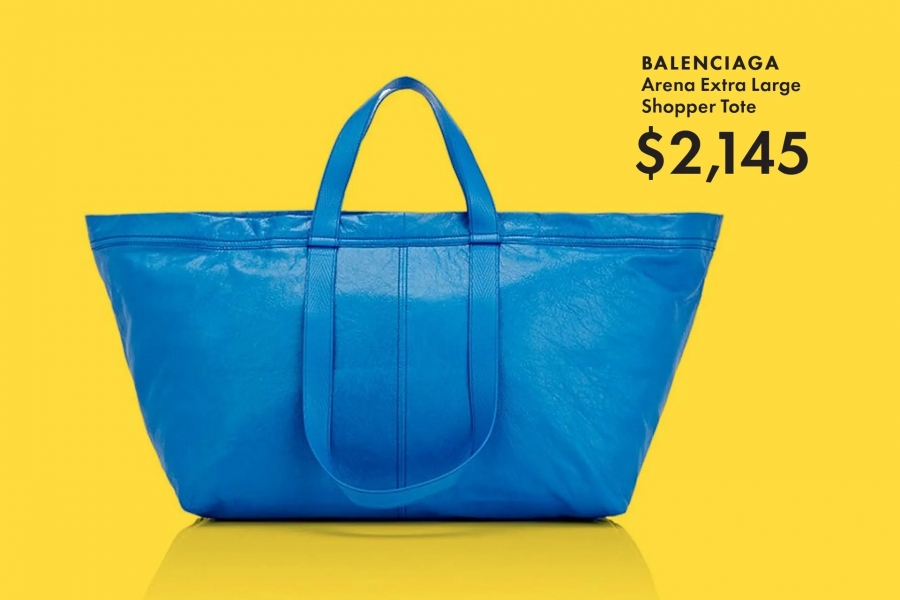 Vào năm 2017, Balenciaga cũng cho ra mắt mẫu túi được lấy cảm hứng từ túi đi chợ tại Ikea. Tuy nhiên, nếu như túi Ikea miễn phí thì túi Balenciaga lại được bán với giá hơn 2000 đô