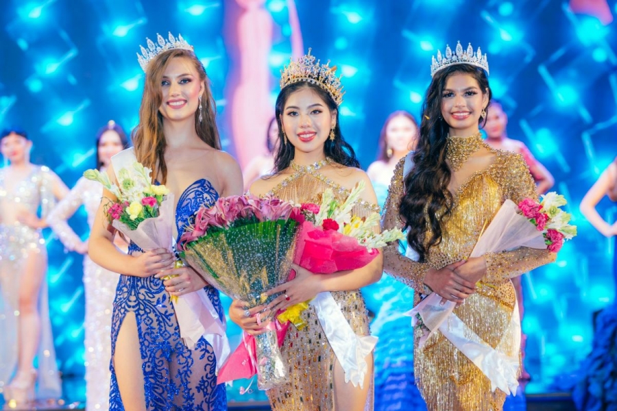 Top 3 của cuộc thi Miss Teen International 2022.