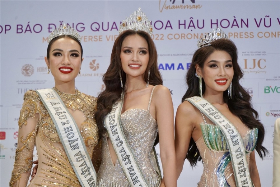 Ngọc Châu là quán quân Vietnam's Next Top Model đầu tiên đăng quang Miss Universe