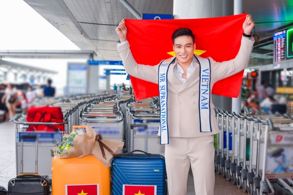 Anh hiện đang đại diện Việt Nam tham gia Mister Supranational 2022 - cuộc thi sắc đẹp quốc tế cho nam giới - tại Ba Lan.