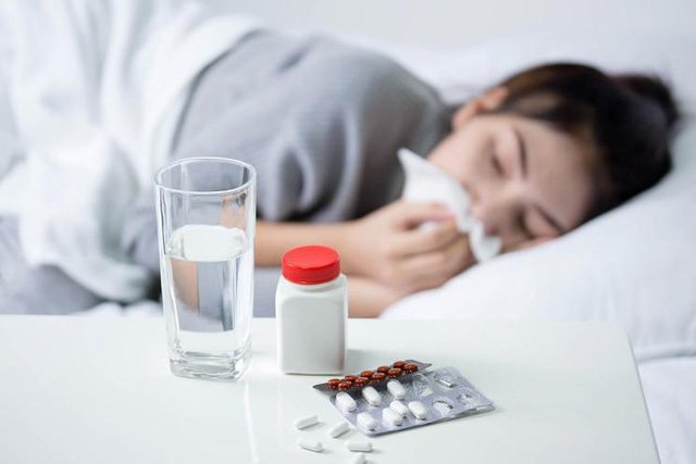 Trong một số trường hợp, các triệu chứng cúm A có thể tự khỏi khi được nghỉ ngơi và uống nhiều nước.