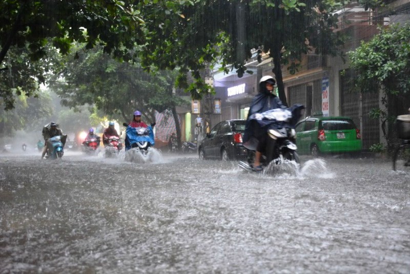 Dự báo thời tiết: Bão số 1 giật cấp 14 hướng về Quảng Ninh, Bắc Bộ mưa to từ chiều 2/7 - Ảnh 3