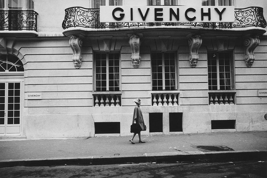 Givenchy là thương hiệu thời trang xa xỉ tới từ nước Pháp