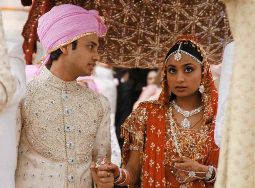 Ái nữ của 'ông trùm thép' Lakshmi Mittal - Vanisha Mittal và hôn phu Amit Bhatia đã tổ chức cuộc hôn lễ dài 6 ngày ở Paris