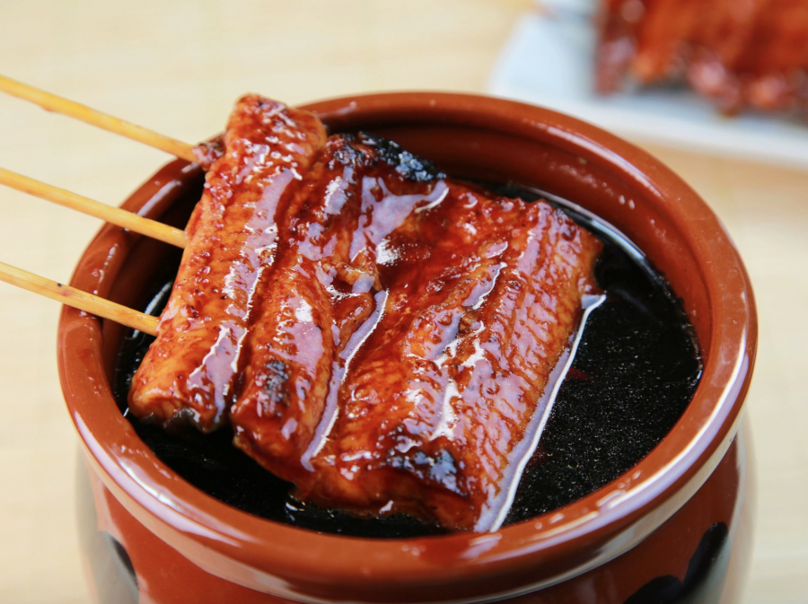 Người Nhật thường ăn món lươn nướng vào những ngày nóng nhất trong năm.