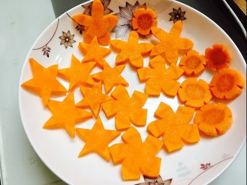 Để món ăn đẹp hơn, bạn có thể thái cà rốt thành hình hoa hoặc sao.