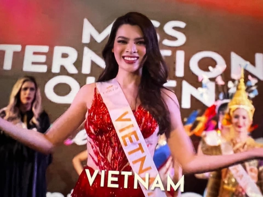Trân Đài thắng giải Best Talent tại cuộc thi Hoa hậu Chuyển giới Quốc tế 2022