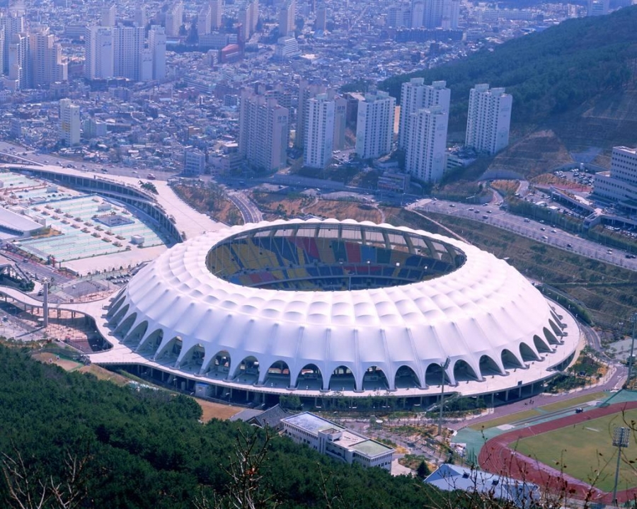 Sân vận động Asiad Main Stadium nằm trong trung tâm Busan sẽ là địa điểm biểu diễn mới của BTS.