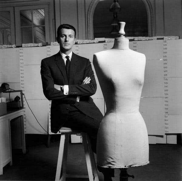 Hình ảnh khi còn trẻ của NTK Hubert de Givenchy