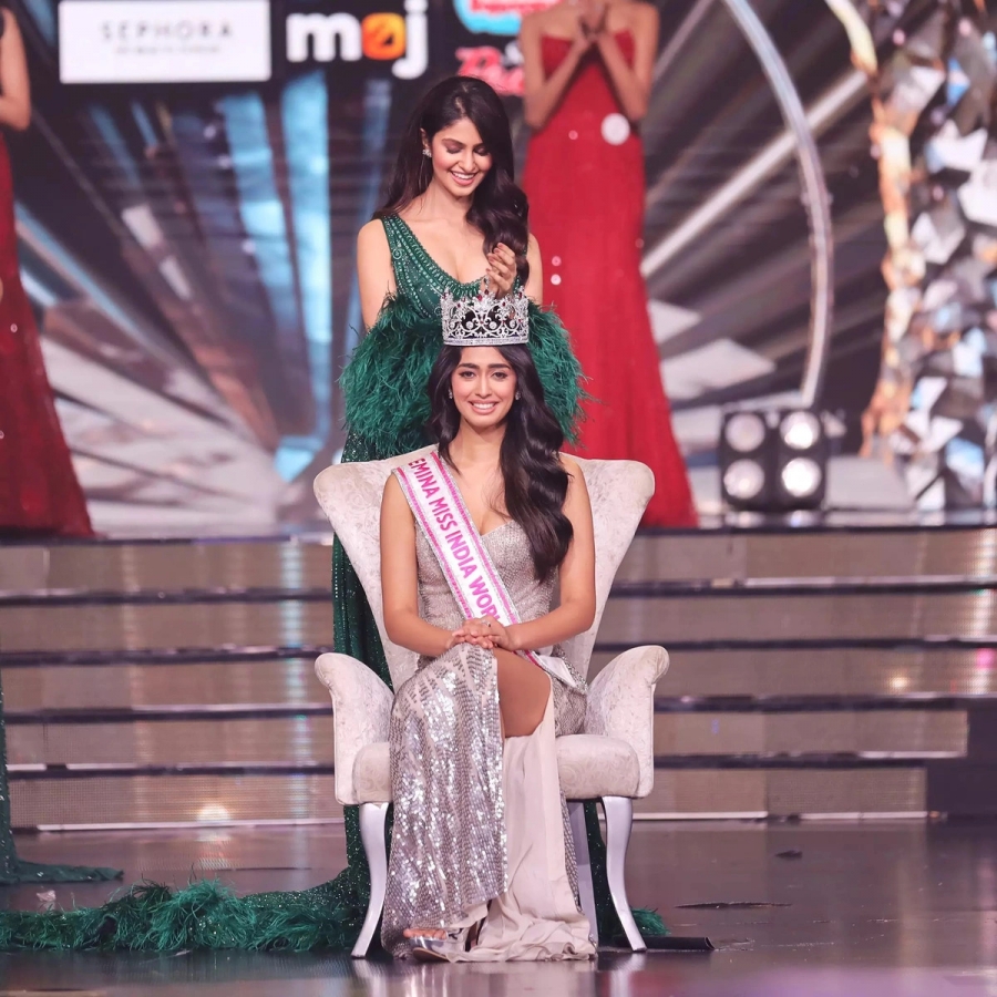 Nhan sắc ngọt ngào, quyến rũ của nữ chuyên gia tài chính vừa đăng quang Hoa hậu Ấn Độ 2022 - Ảnh 1
