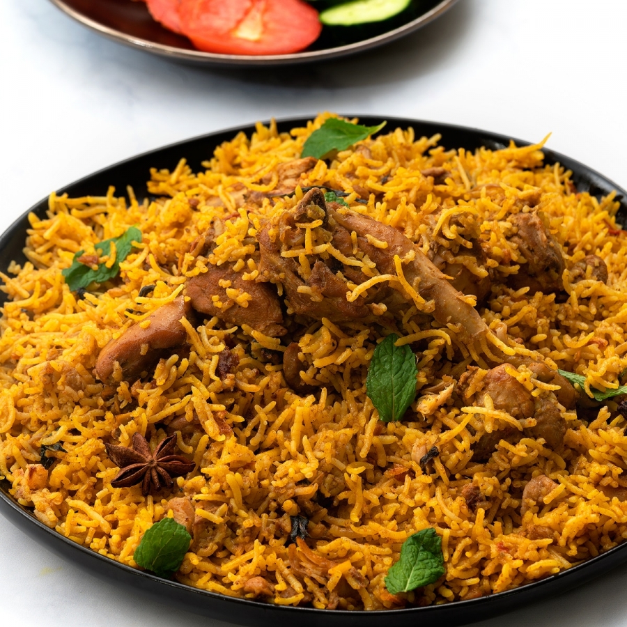 Ăn cơm Biryani kiểu Ấn Độ: Thưởng thức một lần làm người hoàng tộc - Ảnh 4
