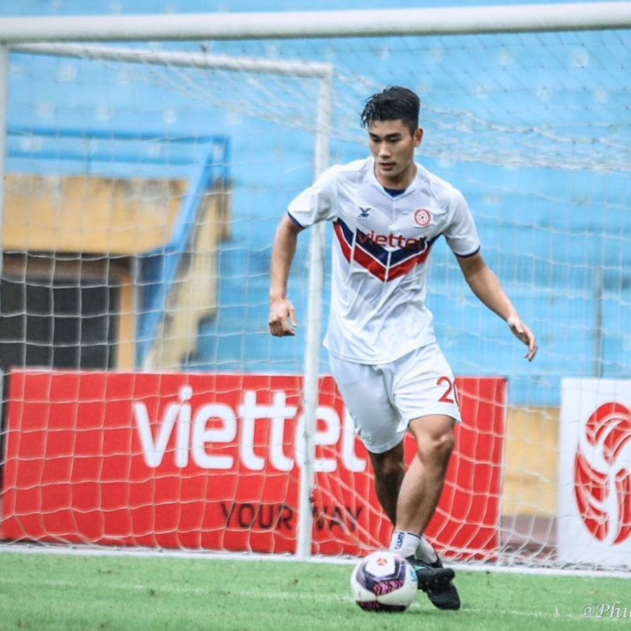 Nhâm Mạnh Dũng là ai? Cầu thủ ghi bàn duy nhất giúp U23 Việt Nam giành HCV bóng đá tại SEA Games 31 - Ảnh 7
