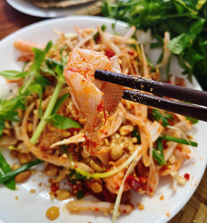 Gỏi cá đục, món gỏi đặc sản lọt top100 món ngon Việt Nam của vùng biển Hà Tĩnh - Ảnh 5