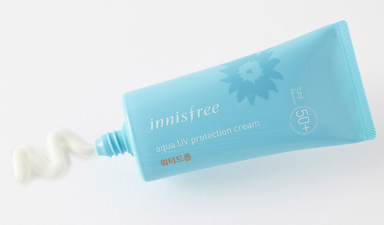 Kem chống nắng Innisfree Aqua UV Protection Cream Water Drop dành cho da khô được ưa chuộng.