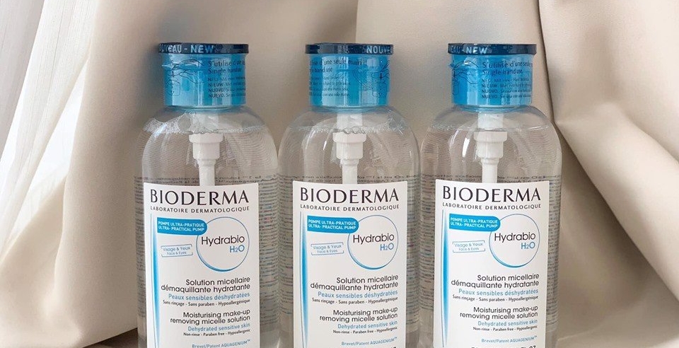 Nước tẩy trang Bioderma Hydrabio H2O giúp làm sạch da, sáng da và dưỡng ẩm da.