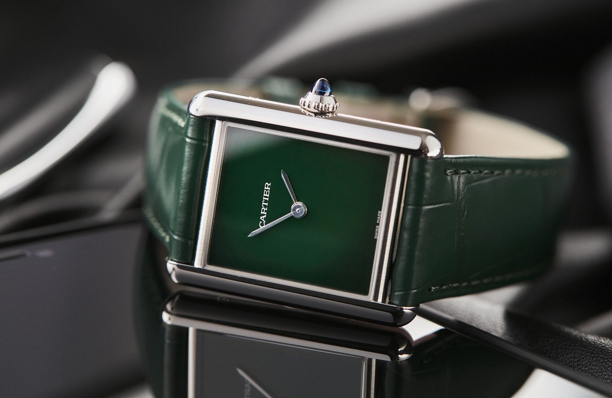 Ngắm nhìn 5 mẫu đồng hồ màu xanh lá 'hot' nhất năm 2021 - Ảnh 5