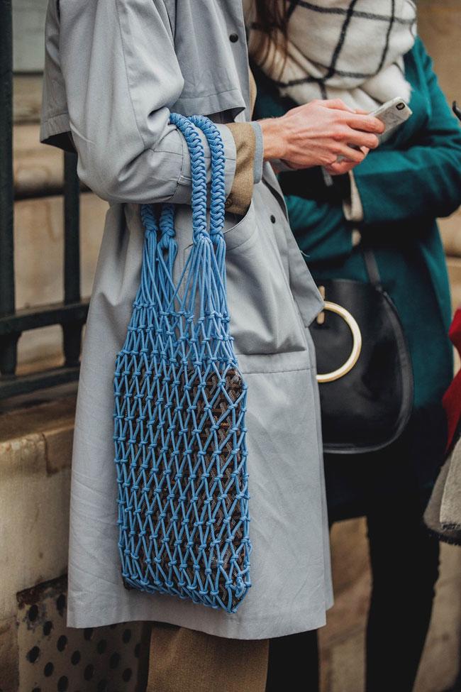 Những chiếc túi móc handmade dạng lưới mang sức hút từ mùa Hè sang Thu - Ảnh 6