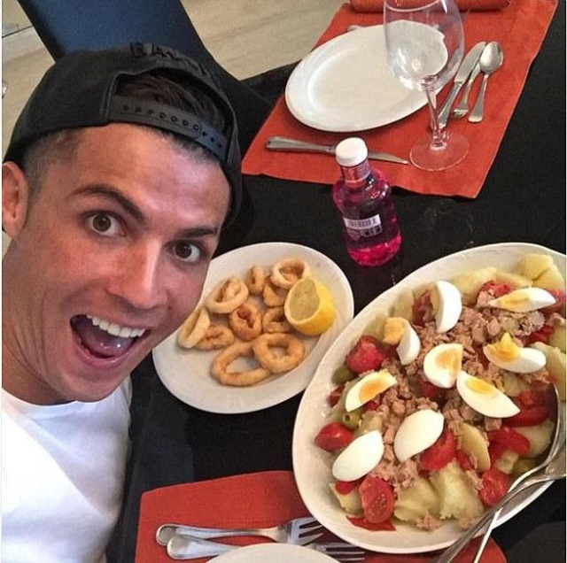 C.Ronaldo chia sẻ anh có chế độ ăn nghiêm ngặt, đúng mực.