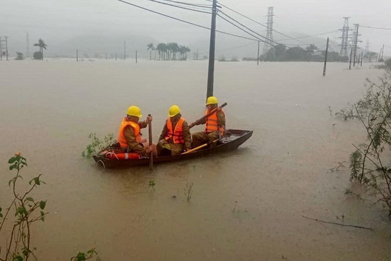 Cảnh báo mưa lớn, lũ trên các sông từ Hà Tĩnh đến Phú Yên.