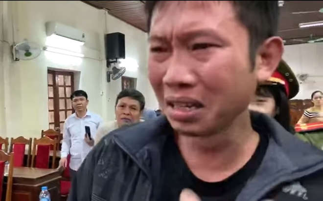 Bất ngờ được Thủy Tiên rút 50 triệu đồng trao tay, chủ trang trại bật khóc