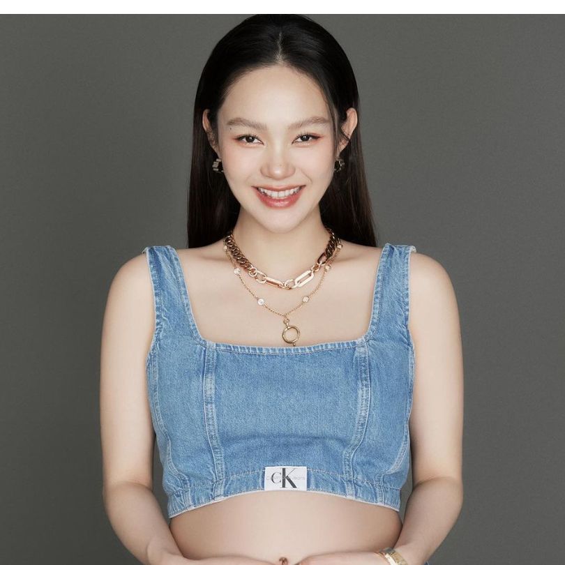 Nét tươi tắn của mẹ bầu Minh Hằng trước Khi "vỡ chum"