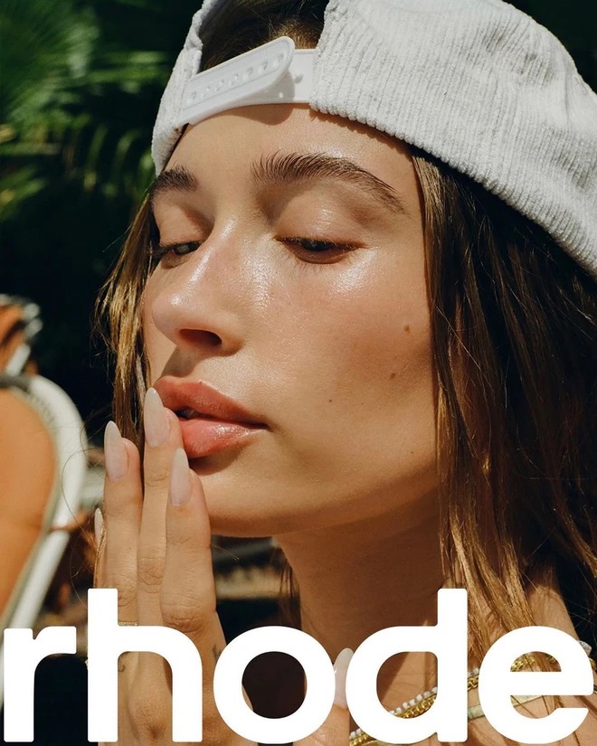 Mẫu nail chuẩn Clean Girl