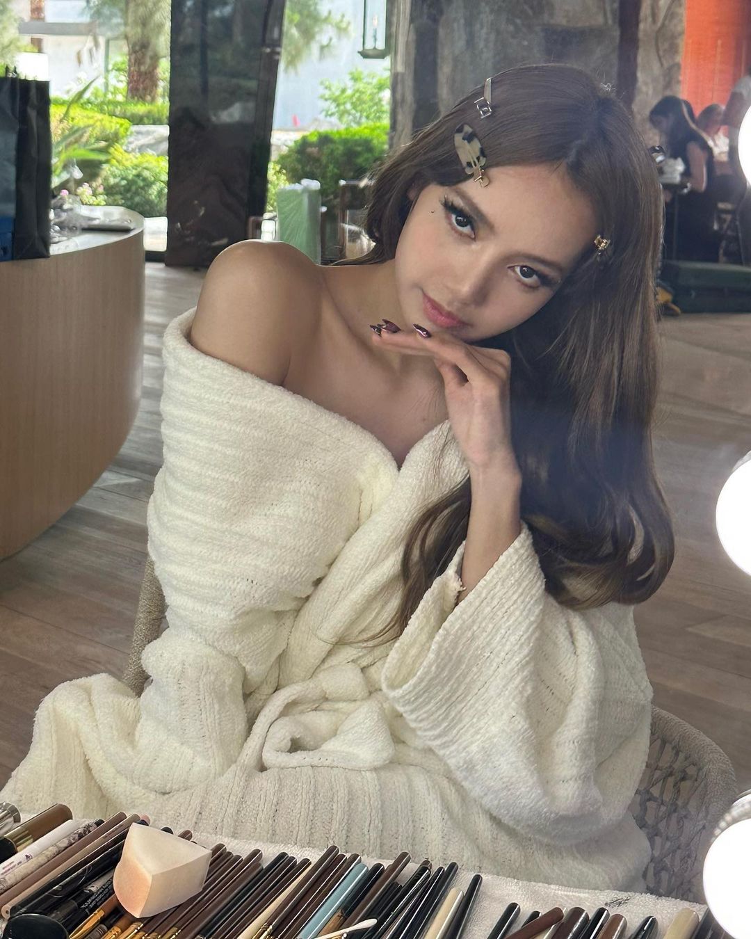 Lisa bị chỉ trích rất nhiều sau thông tin show diễn tại hộp đêm