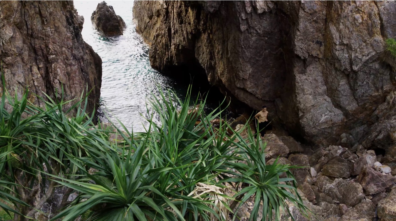 Mũi Rồng dường như đẹp một cách 